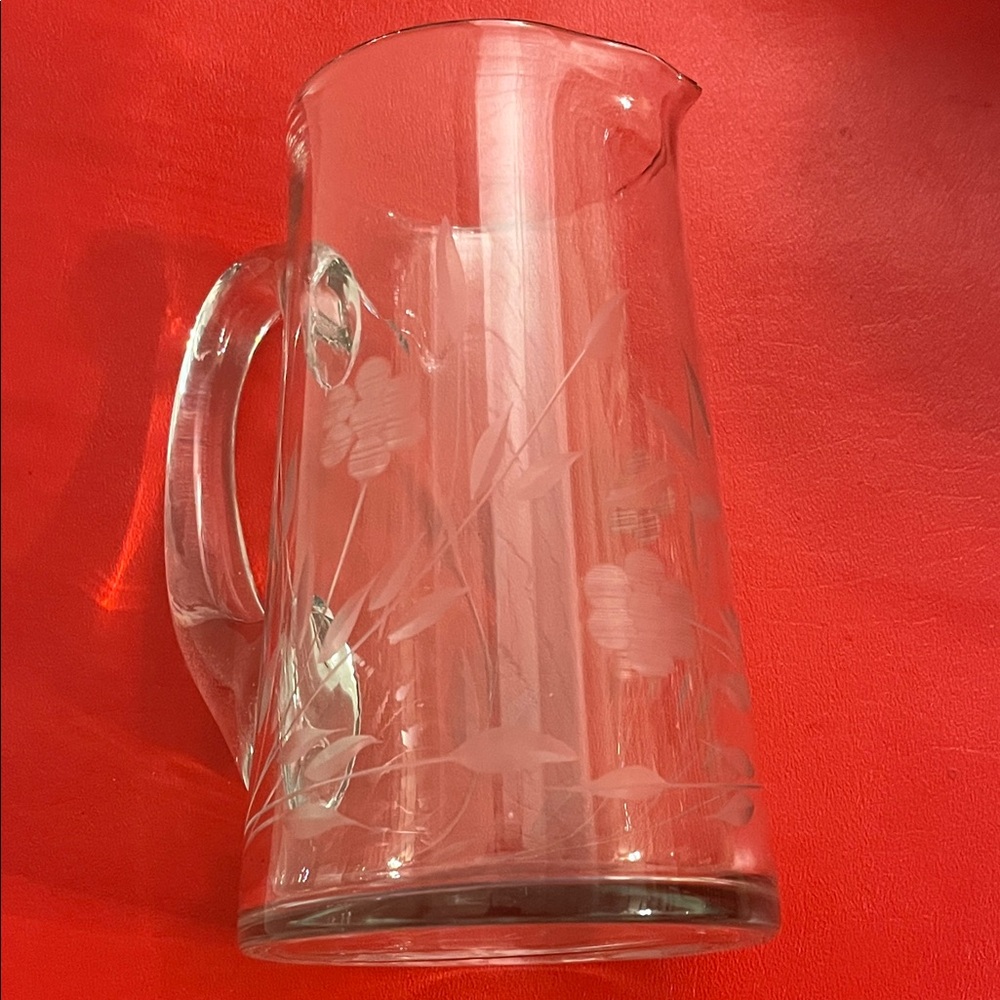 VINTAGE GLASS ETCHED PITCHER 7.30”H 4.35”D 32 oz